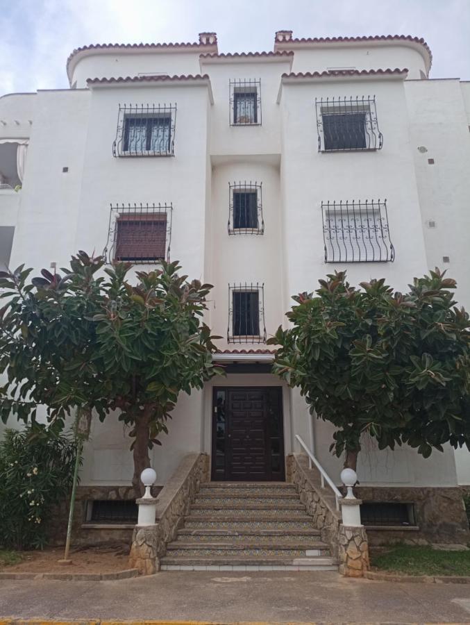 Alojamiento Con Piscina Y Chiringuito دينايا المظهر الخارجي الصورة
